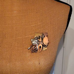 😽😸K and T 3 tone CAT LOVER BROOCH/PIN 😻